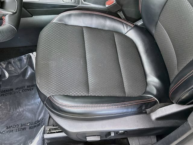 Certified 2025 Ford Escape ST-Line FWD image 18