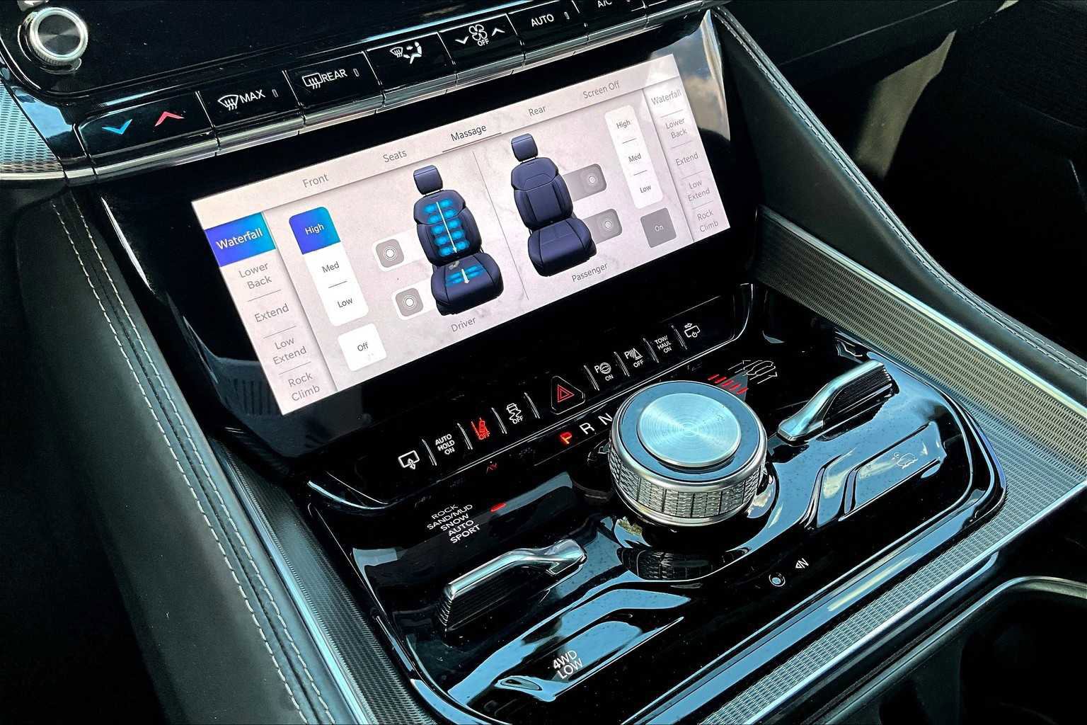 Used 2022 Jeep Grand Wagoneer Series II image 32