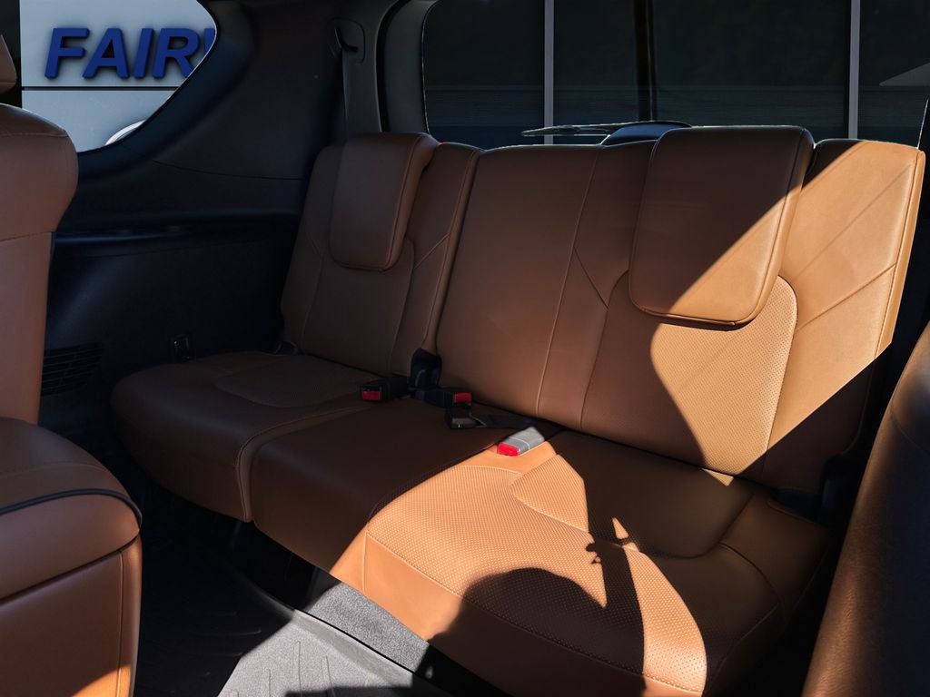 Used 2024 INFINITI QX80 Sensory w/ Cargo Package AWD/4WD image 13