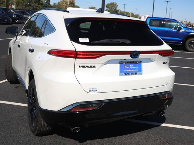 Used 2023 Toyota Venza Nightshade AWD/4WD image 16