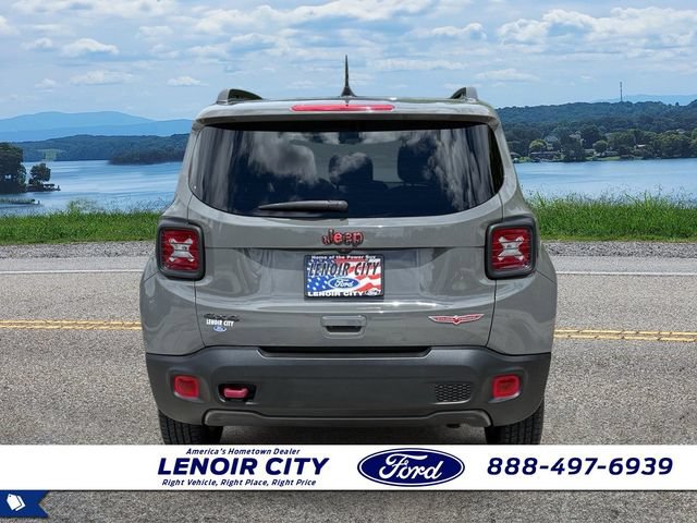 Used 2021 Jeep Renegade Trailhawk w/ Sun & Sound Group AWD/4WD image 4