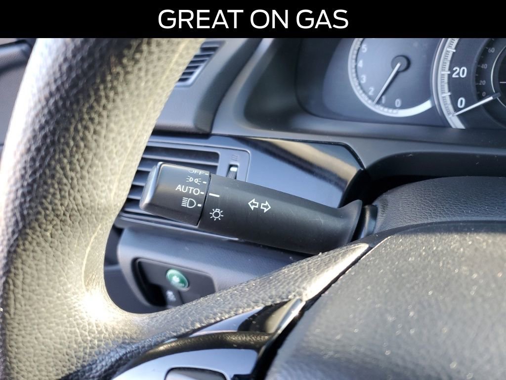 Used 2017 Honda Accord LX image 19