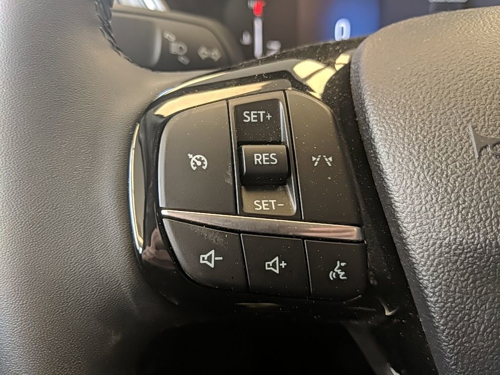 Certified 2024 Ford Escape Active AWD/4WD image 17