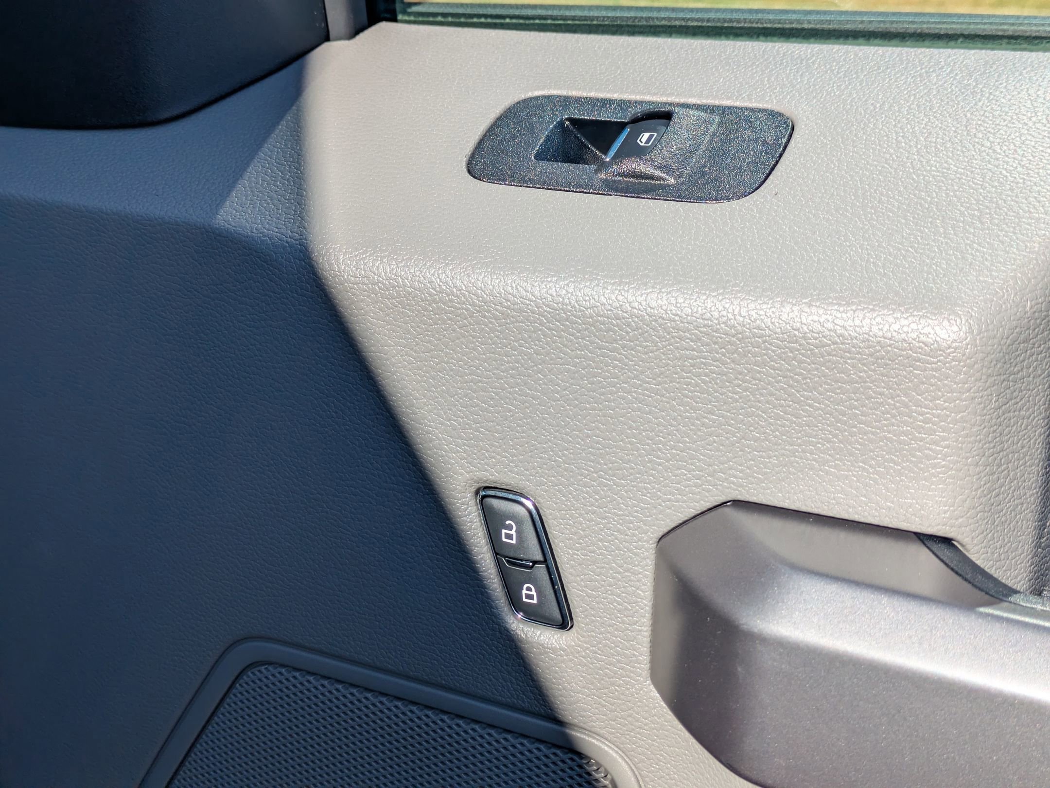 Certified 2019 Ford F150 XLT w/ Equipment Group 302A Luxury image 35