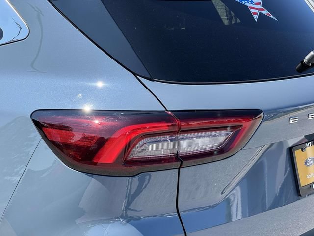Certified 2023 Ford Escape SE w/ PHEV Premium Package FWD image 9