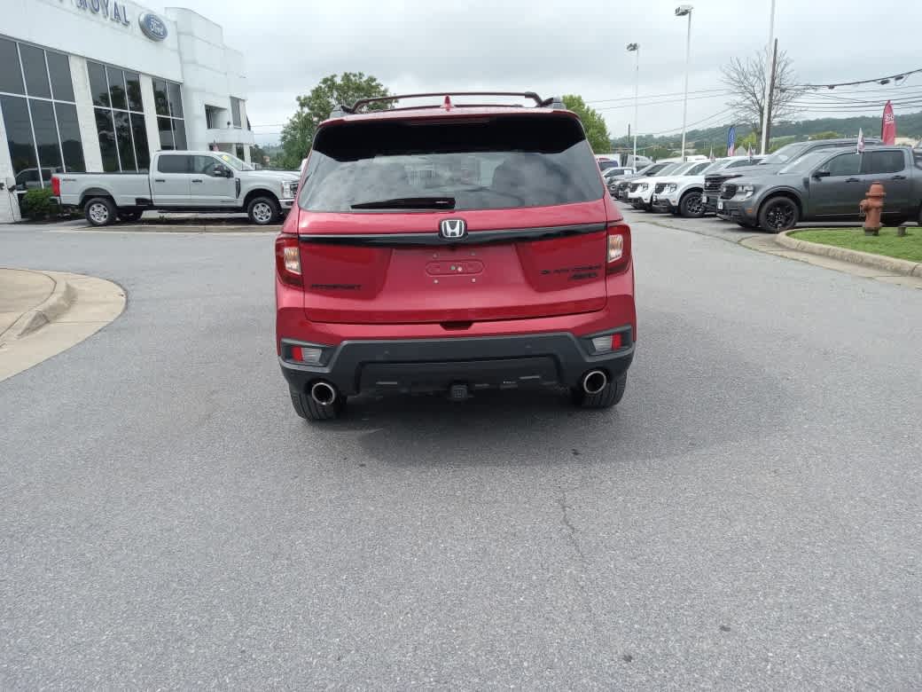 Used 2024 Honda Passport Black Edition image 6