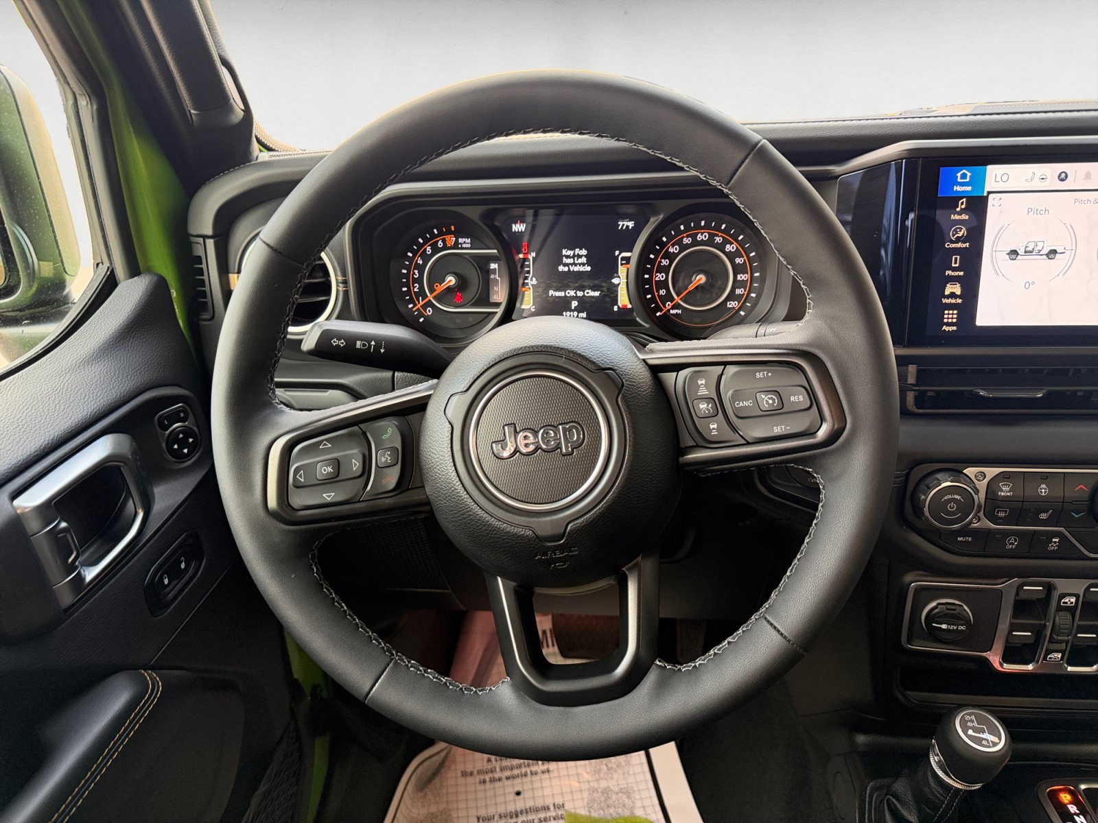 Used 2026 Jeep Gladiator Sport AWD/4WD image 11