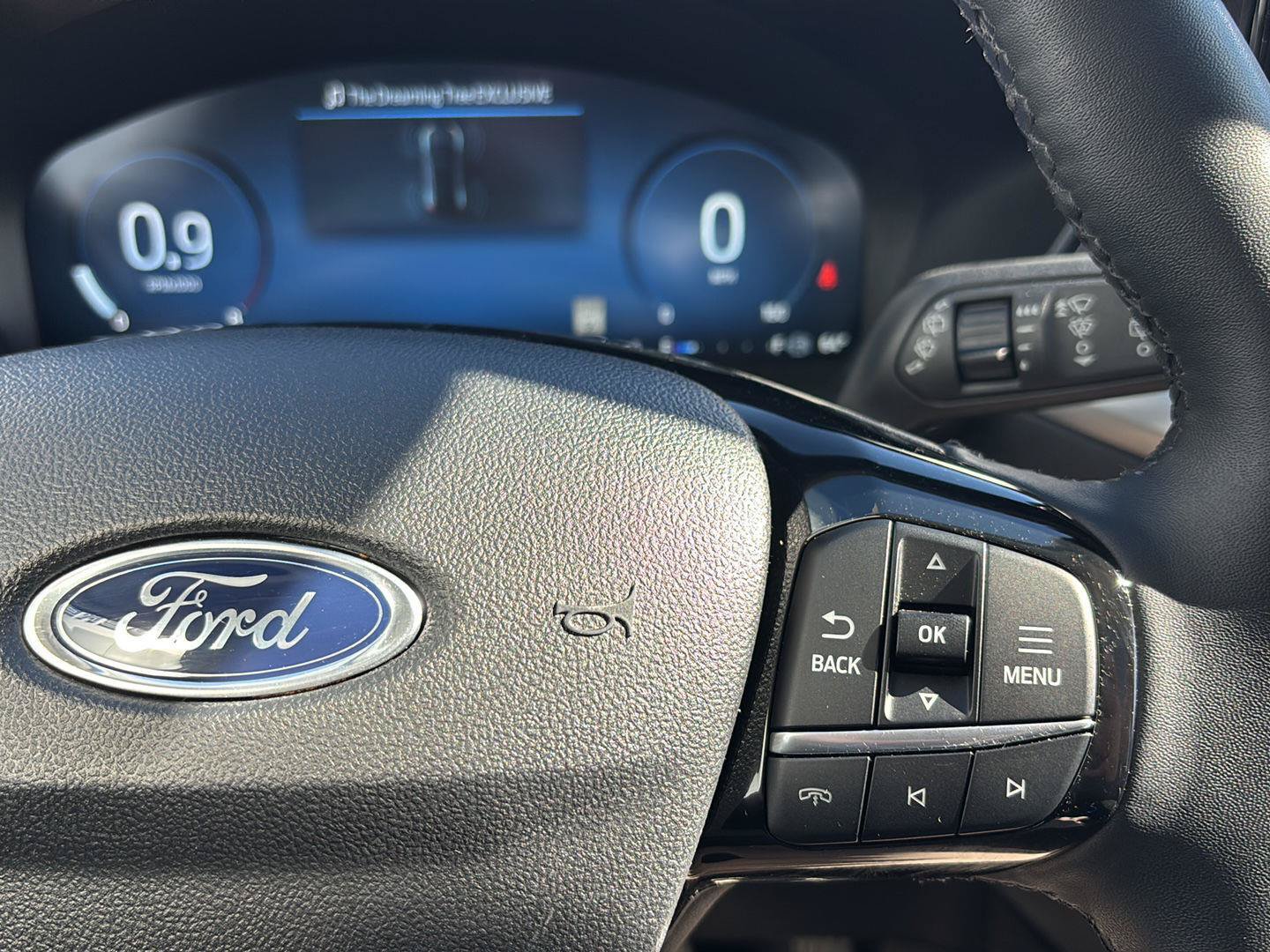 Certified 2024 Ford Escape Platinum w/ Premium Technology Package AWD/4WD image 19