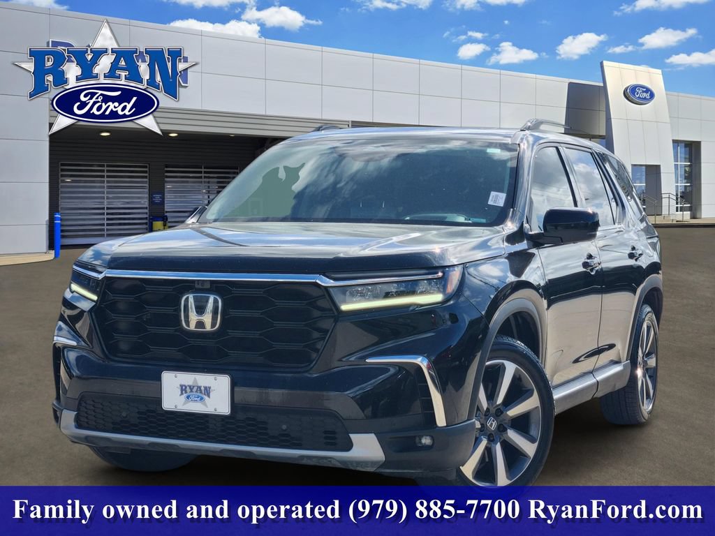 Used 2025 Honda Pilot Elite