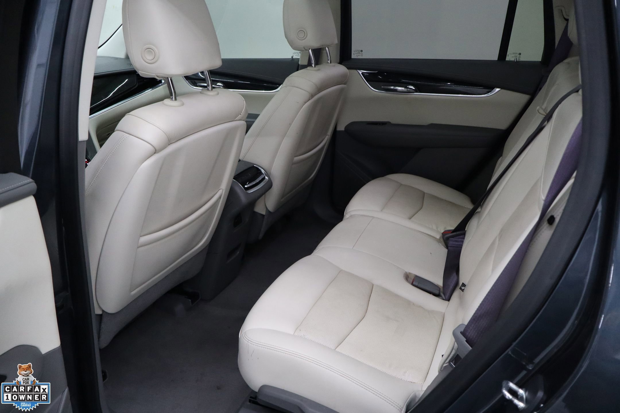 Used 2021 Cadillac XT6 Premium Luxury w/ LPO, Floor Liner Package image 25
