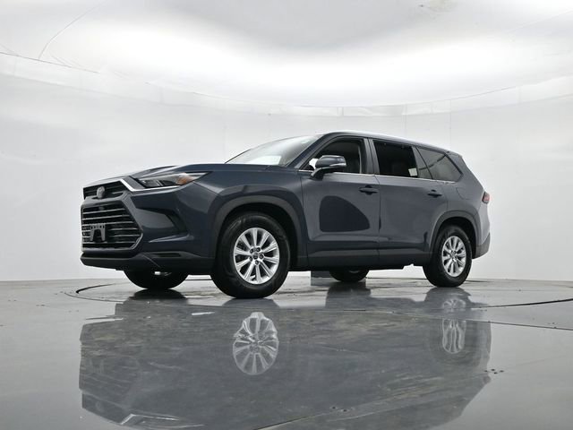 Used 2025 Toyota Grand Highlander AWD image 40