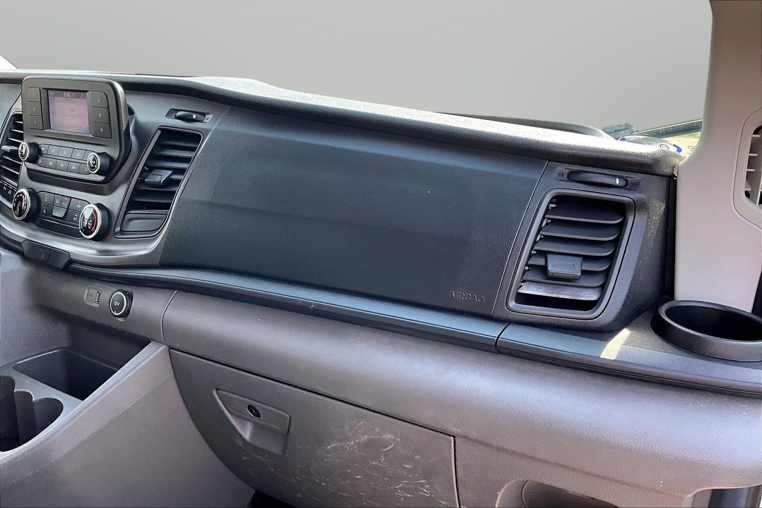 Certified 2020 Ford Transit 350 XLT RWD image 21