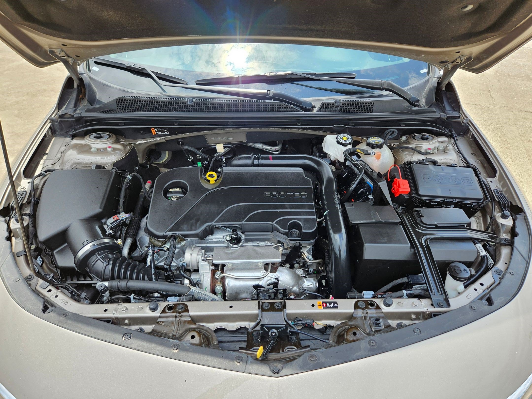 Used 2024 Chevrolet Malibu LT FWD image 34