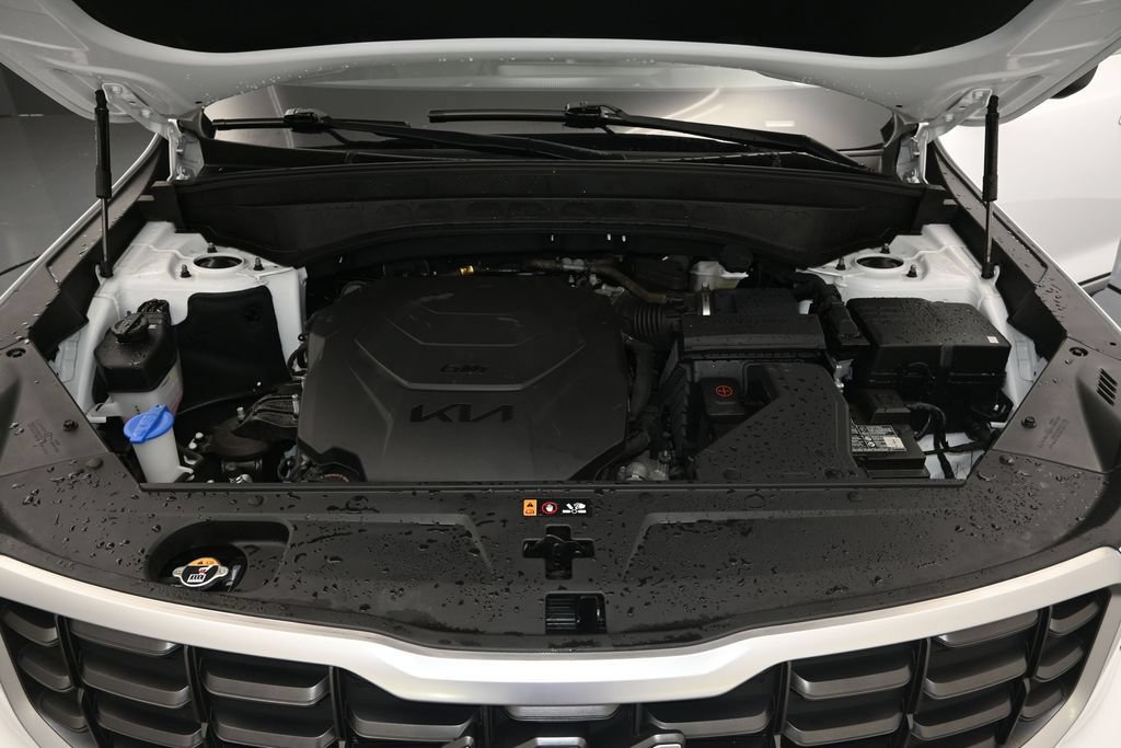 Used 2025 Kia Telluride S FWD image 16