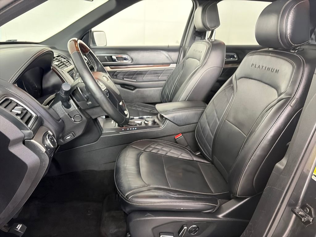 Certified 2017 Ford Explorer Platinum AWD/4WD image 11
