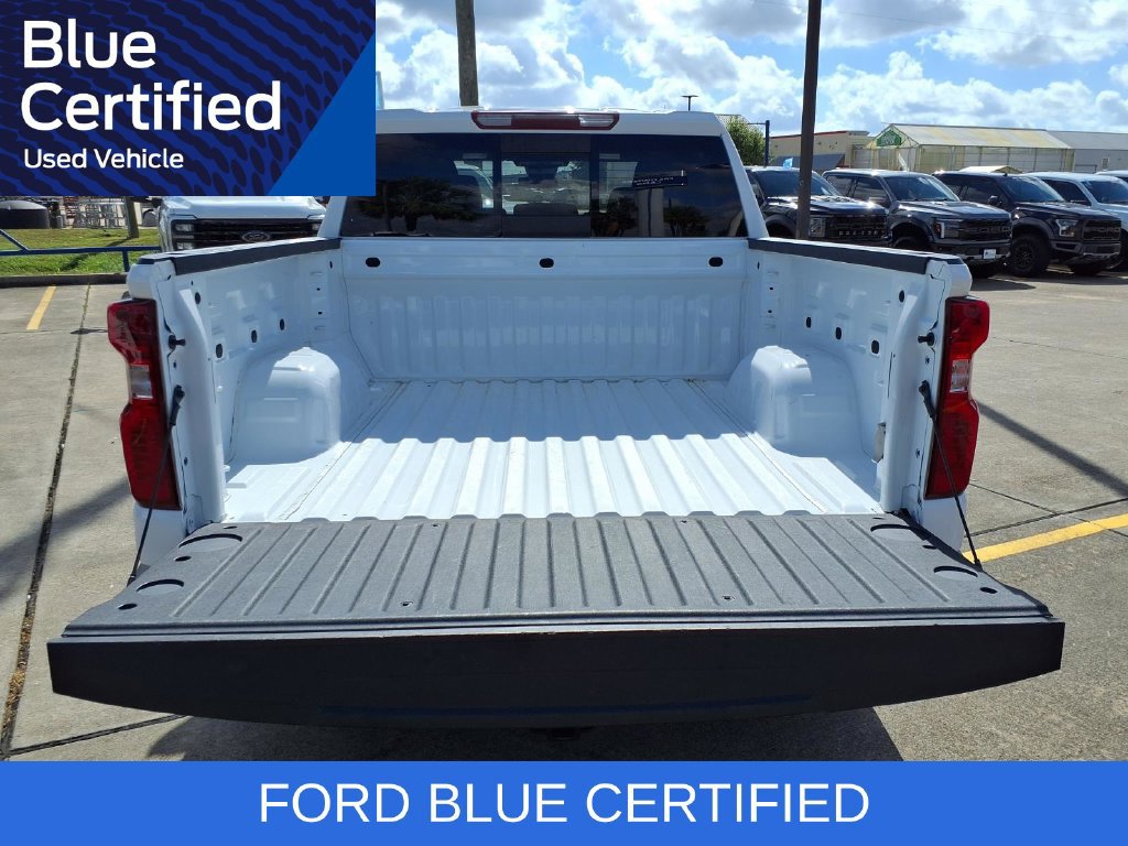 Used 2024 Chevrolet Silverado 1500 LT w/ Z71 Off-Road Package AWD/4WD image 30