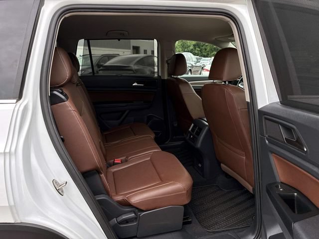 Used 2021 Volkswagen Atlas SE w/ Towing Package AWD/4WD image 11