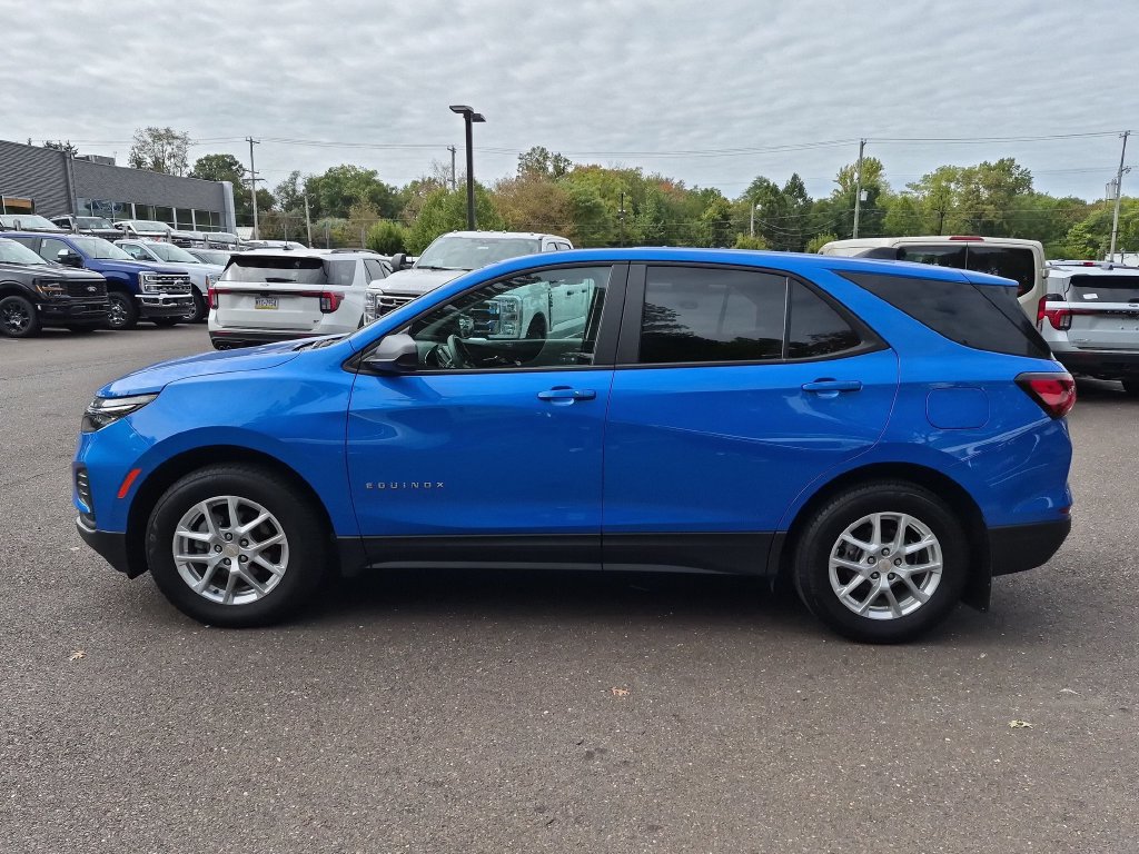 Used 2024 Chevrolet Equinox LS w/ LS Convenience Package AWD/4WD image 6