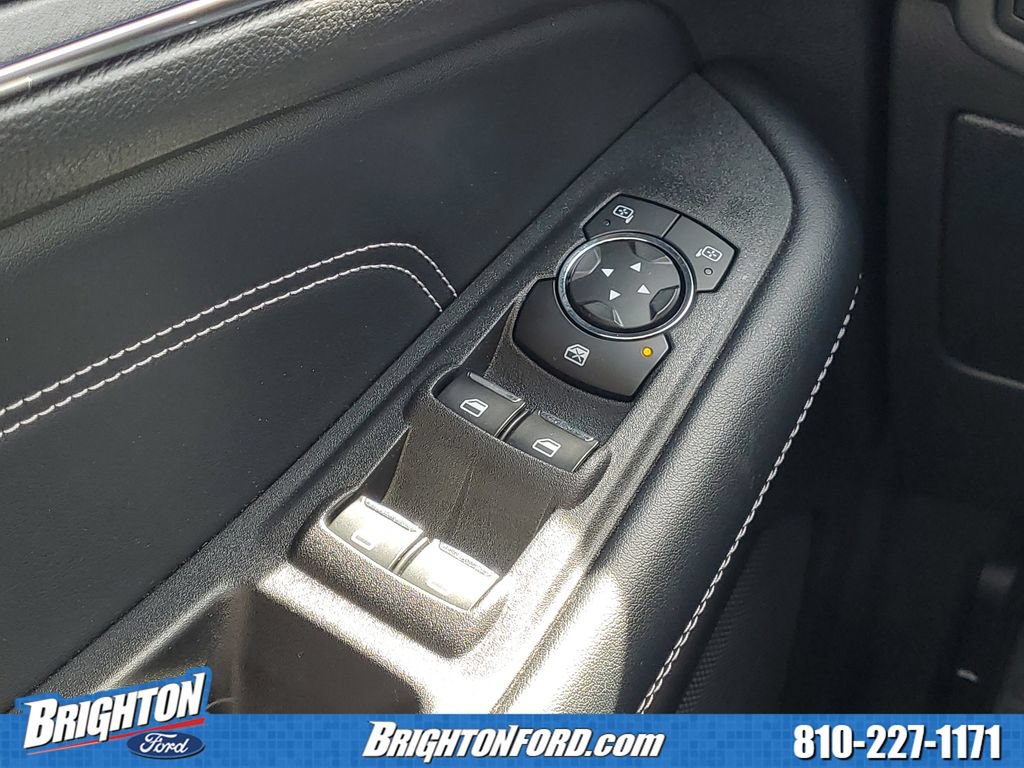 Certified 2024 Ford Edge Titanium AWD/4WD image 16