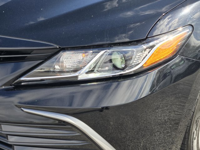 Used 2023 Toyota Camry LE image 9