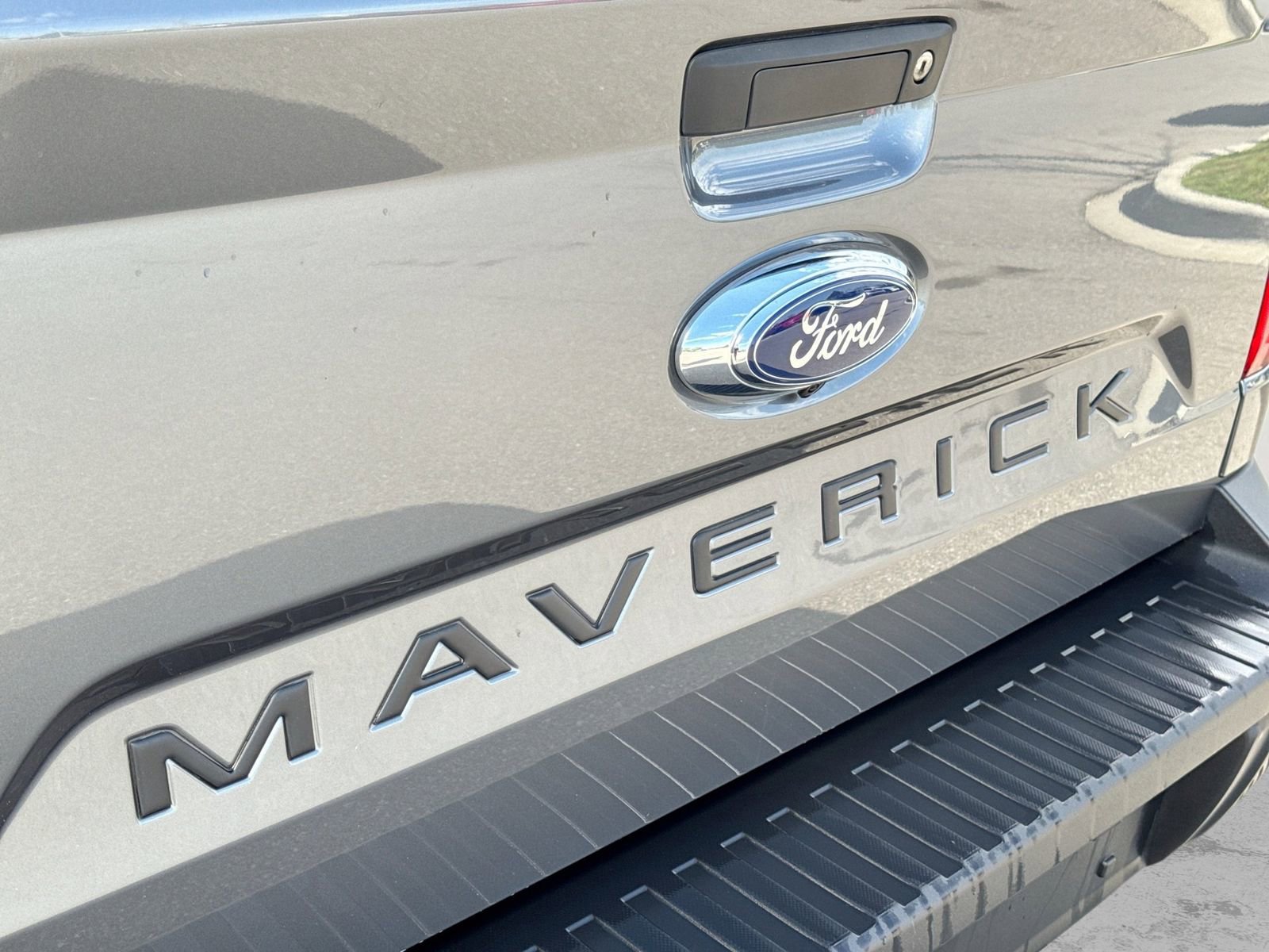 Certified 2024 Ford Maverick XLT w/ XLT Luxury Package AWD/4WD image 15