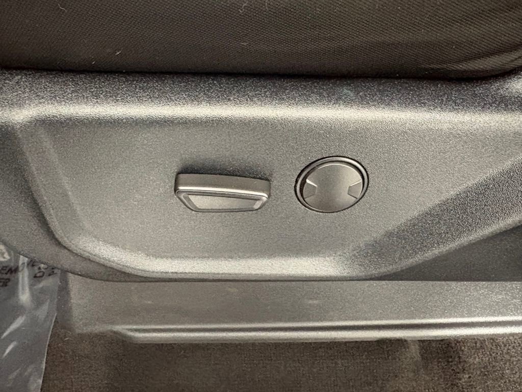 Certified 2021 Ford Expedition Max XLT image 15