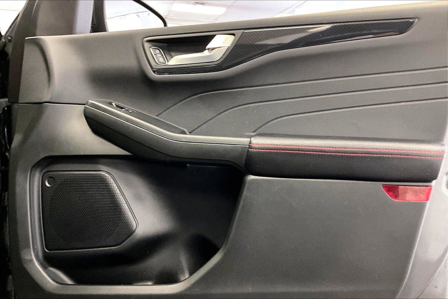 Certified 2023 Ford Escape ST-Line w/ Tech Pack #1 image 23