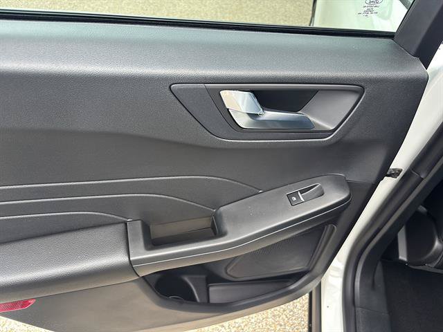 Certified 2022 Ford Escape SEL AWD/4WD image 17