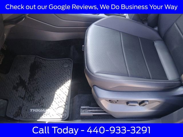 Used 2021 Volkswagen Tiguan SE AWD/4WD image 21