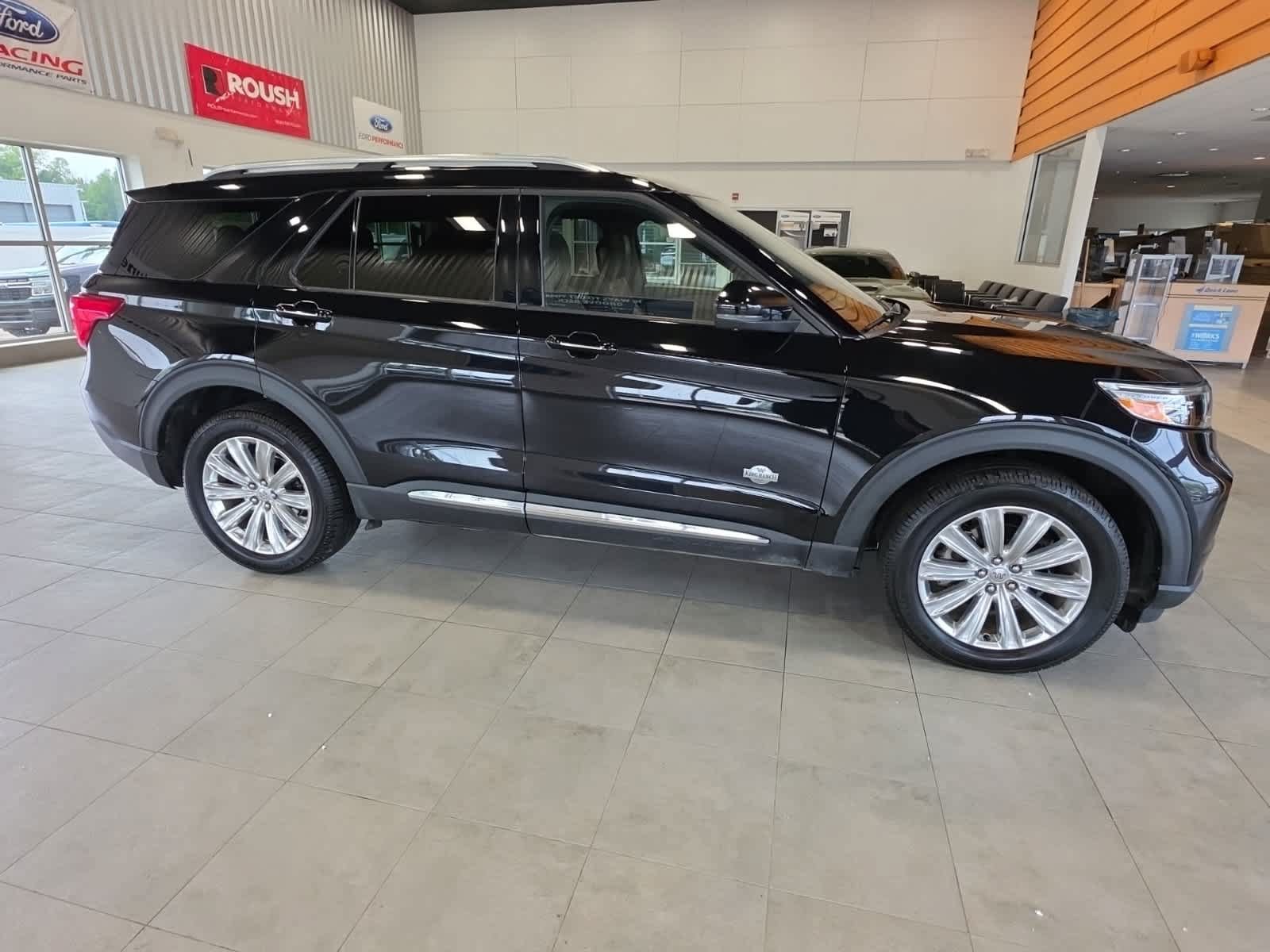 Certified 2022 Ford Explorer King Ranch w/ Class IV Trailer Tow Package AWD/4WD image 6