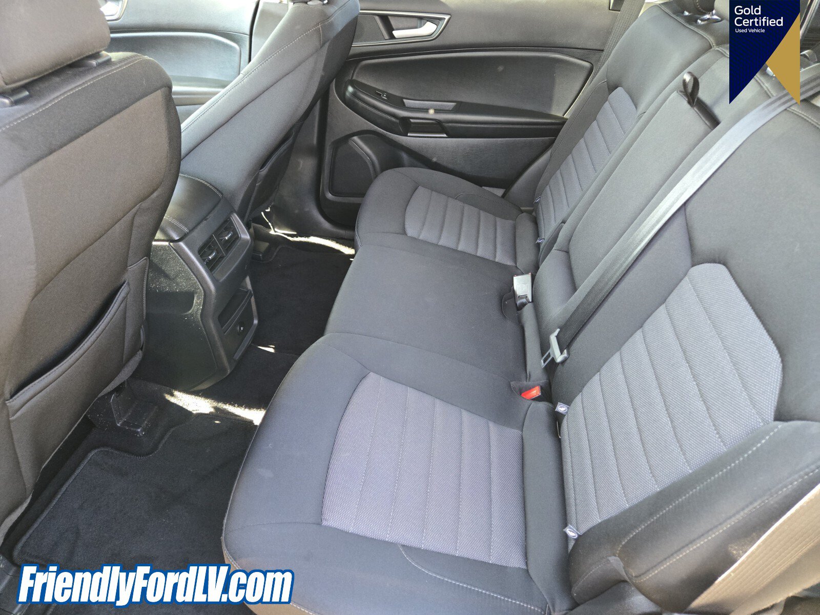 Certified 2023 Ford Edge SE w/ Black Appearance Package AWD/4WD image 11