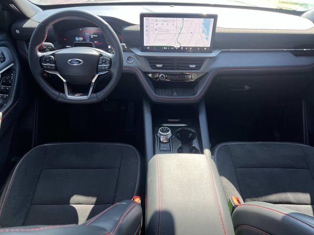 Certified 2025 Ford Explorer ST AWD/4WD image 16