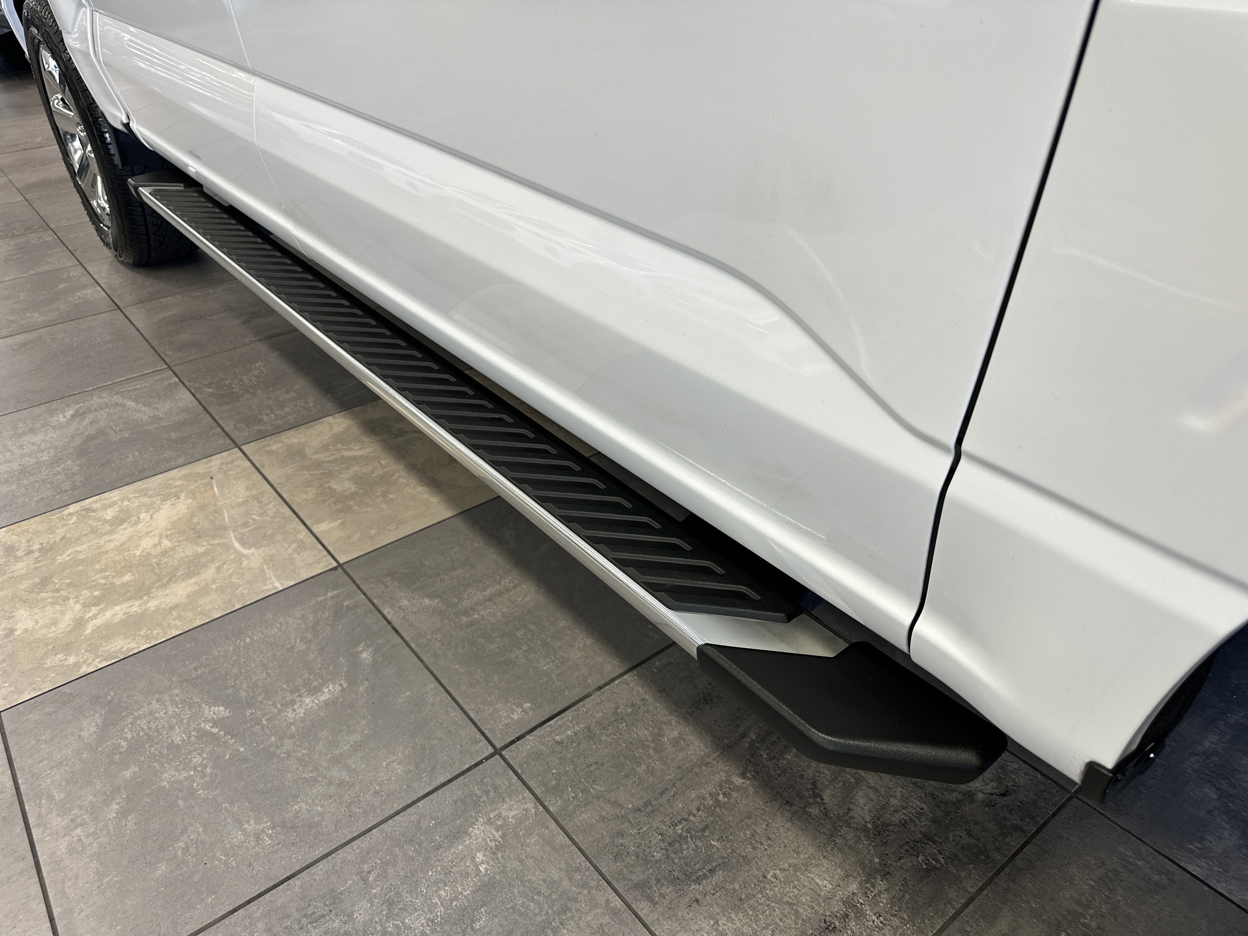 Certified 2022 Ford F150 XLT w/ Equipment Group 302A High image 17