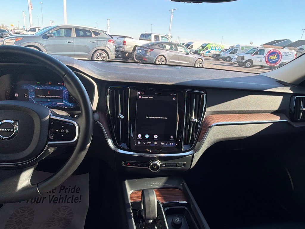 Used 2024 Volvo S60 B5 Plus AWD/4WD image 22