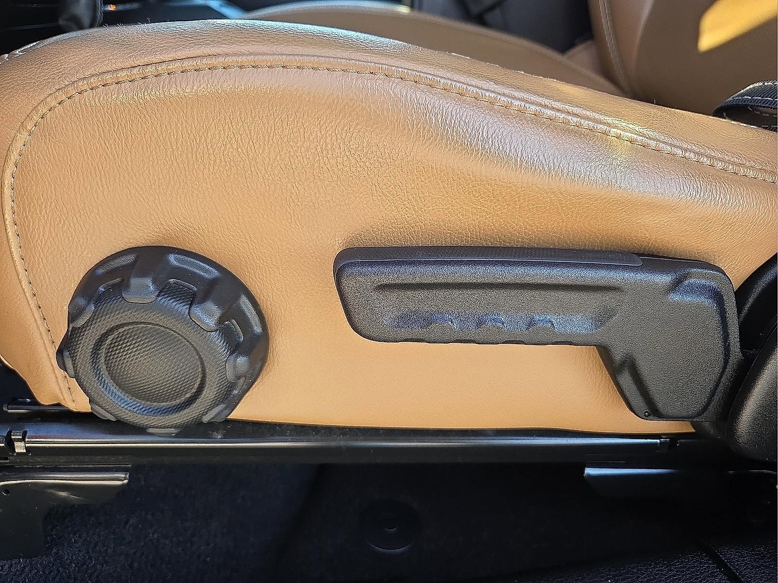 Used 2021 Jeep Wrangler Unlimited Rubicon image 15