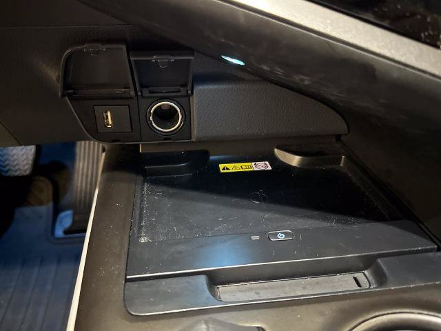 Used 2023 Toyota Camry XSE FWD image 29