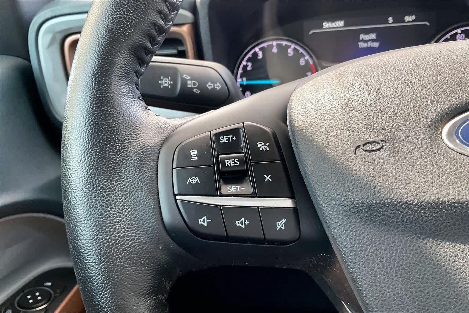 Certified 2022 Ford Maverick Lariat w/ Lariat Luxury Package AWD/4WD image 46