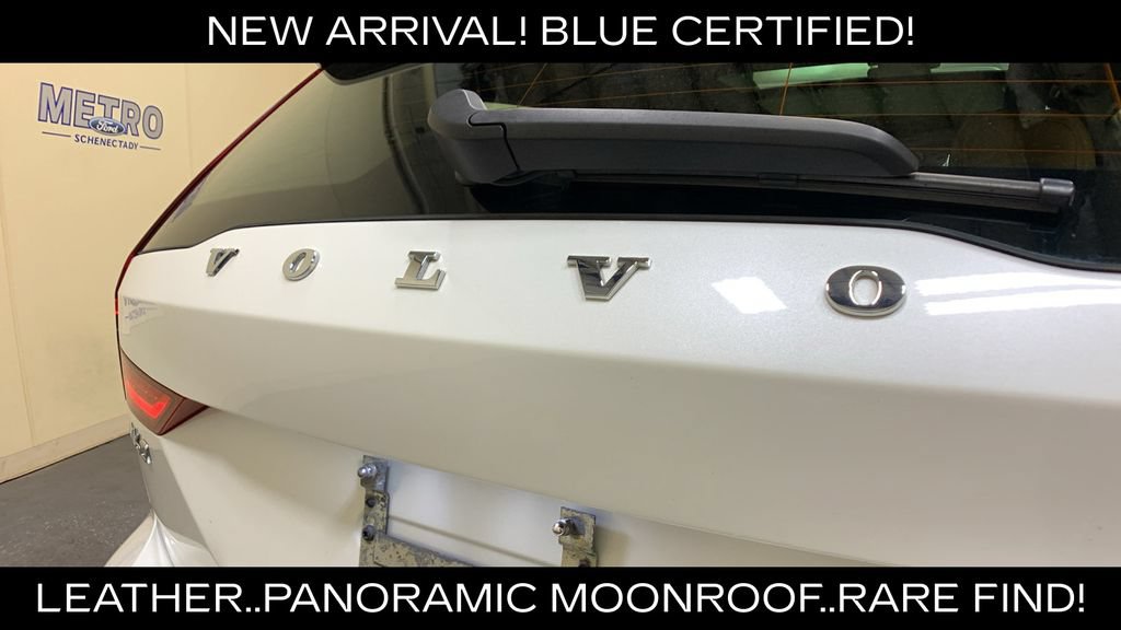 Used 2020 Volvo V60 T5 Momentum w/ Momentum Advanced Package FWD image 17