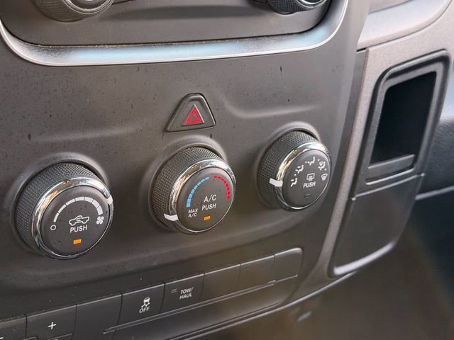 Used 2020 RAM 1500 Express RWD image 17
