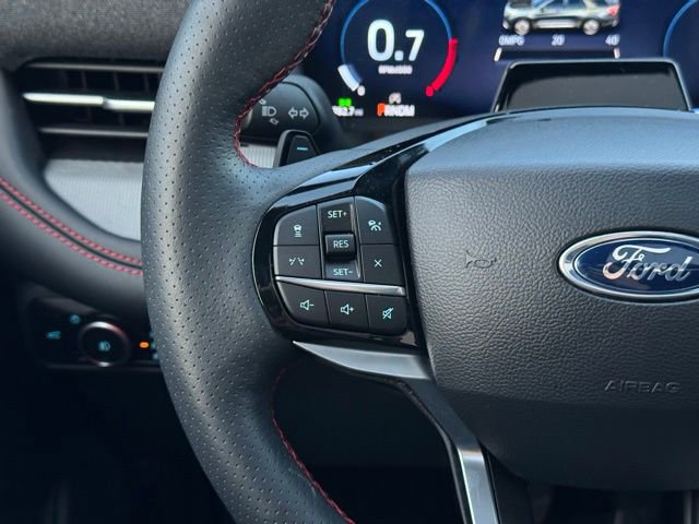 Certified 2025 Ford Explorer ST image 28