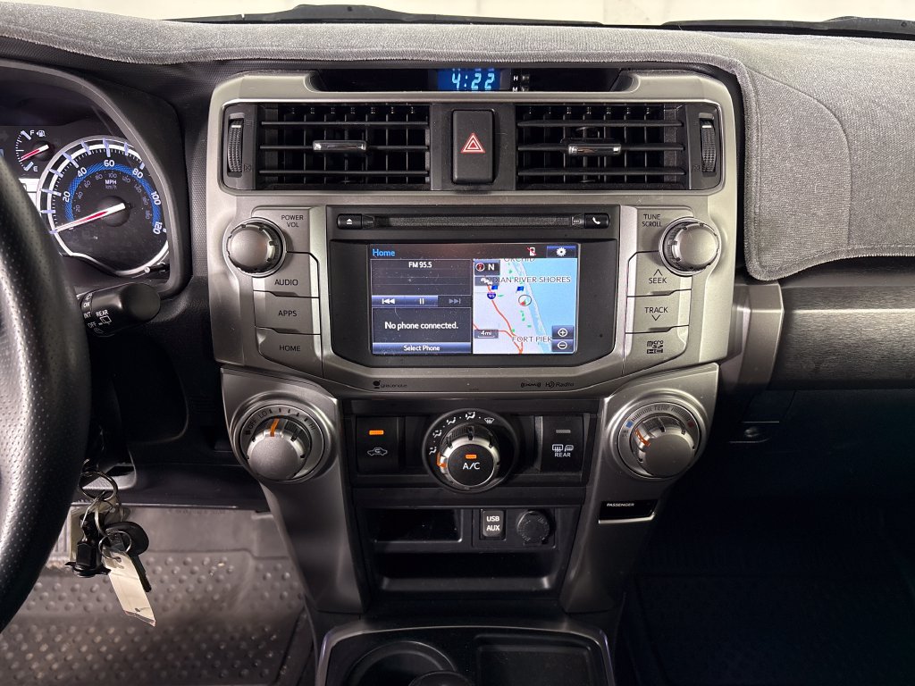 Used 2017 Toyota 4Runner SR5 Premium RWD image 29