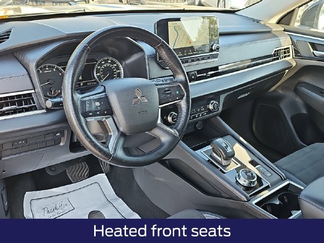 Used 2024 Mitsubishi Outlander SE FWD image 17