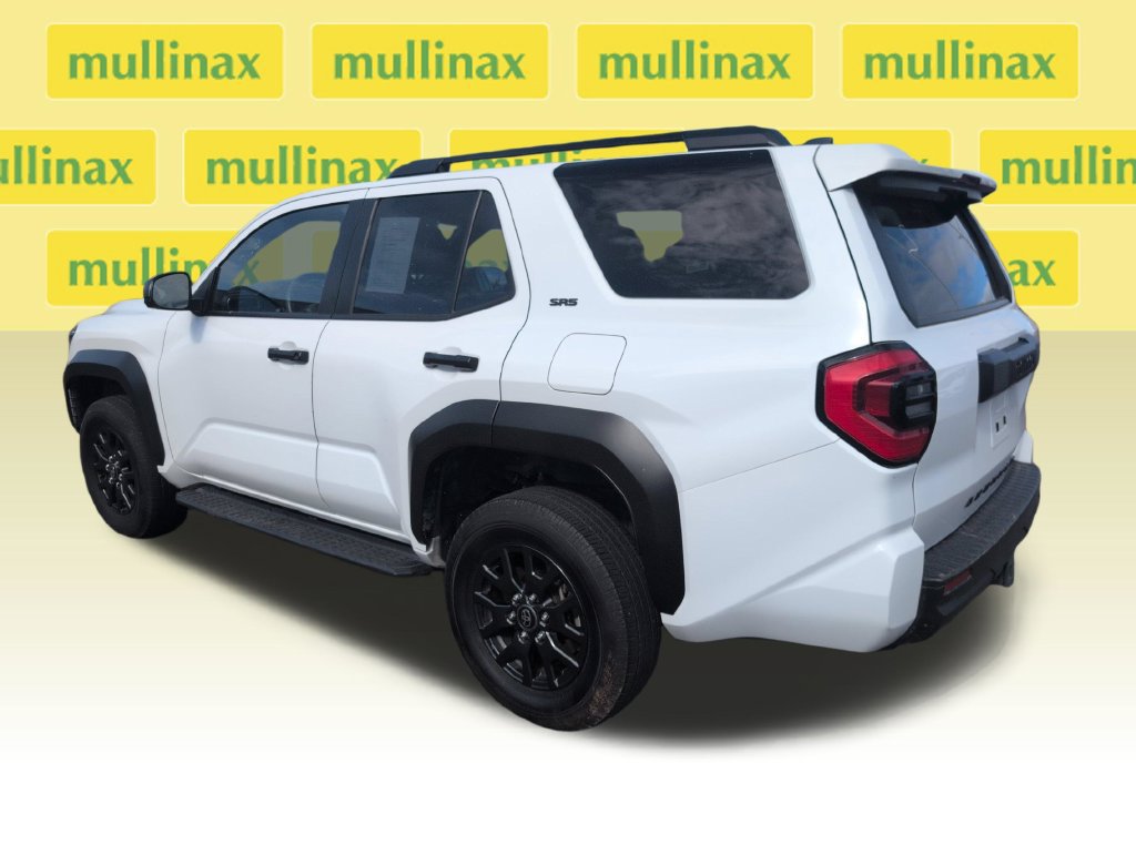 Used 2025 Toyota 4Runner SR5 AWD/4WD image 11