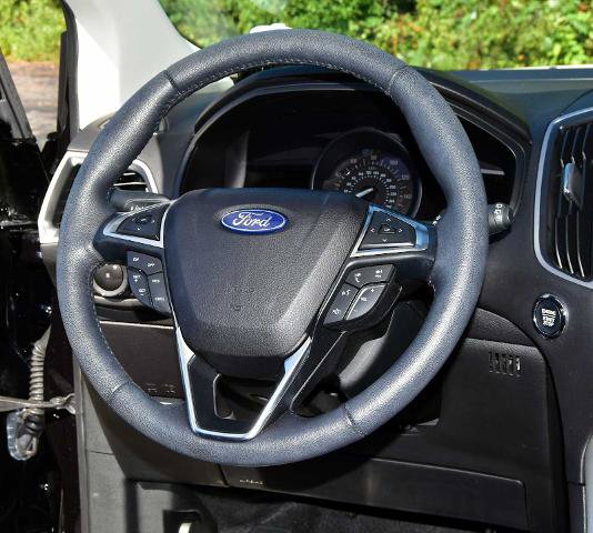 Certified 2023 Ford Edge SEL w/ Convenience Package AWD/4WD image 14