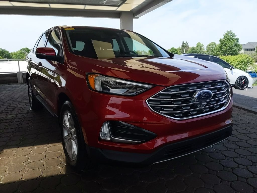 Certified 2023 Ford Edge Titanium w/ Equipment Group 301A AWD/4WD image 4