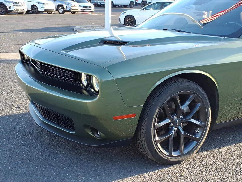 Used 2022 Dodge Challenger SXT w/ Blacktop Package image 7