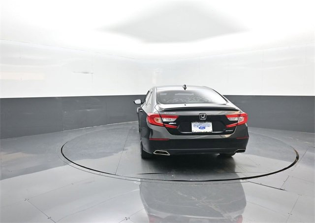 Used 2018 Honda Accord Sport image 6