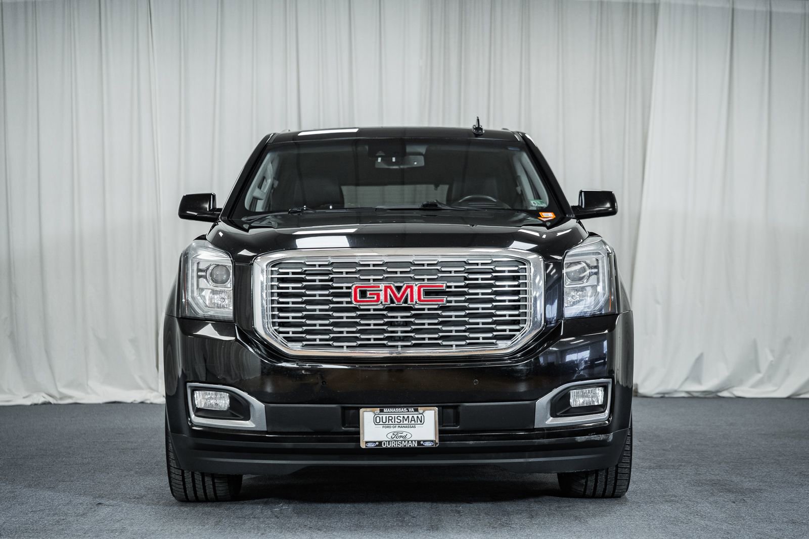 Used 2018 GMC Yukon Denali image 2