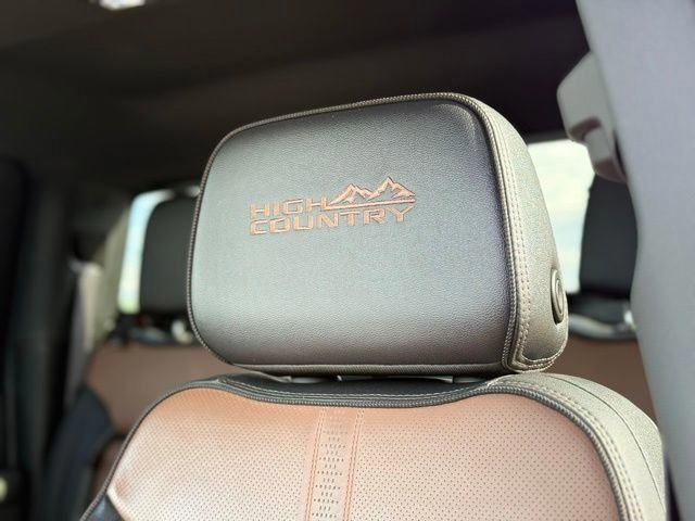 Used 2024 Chevrolet Silverado 3500 High Country image 18