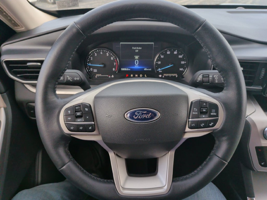 Certified 2022 Ford Explorer XLT w/ Equipment Group 202A AWD/4WD image 25